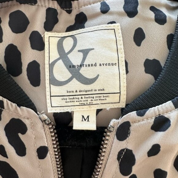 AMPERSAND AVE Leopard Print Bomber Jacket Size Medium - Picture 5 of 7